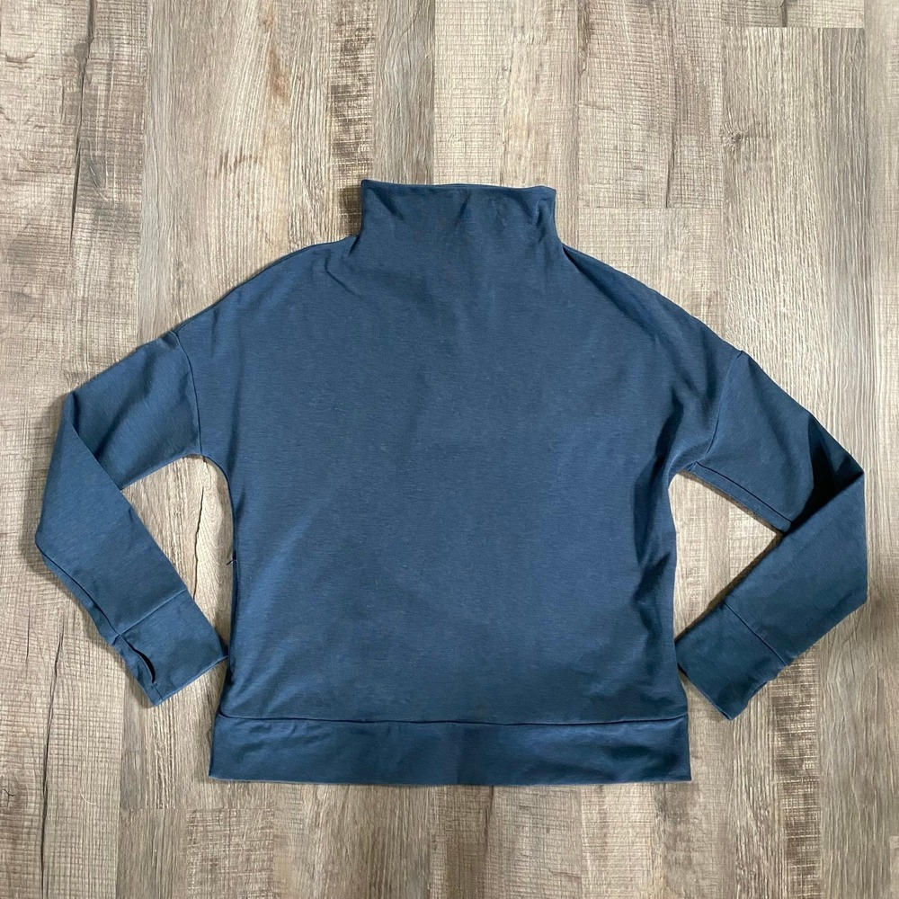 SWEATY BETTY  NAVY ATHLETIC SWEATER